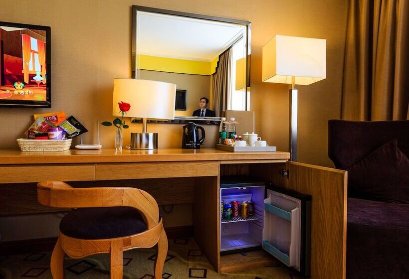 فندق Vilu Reef International