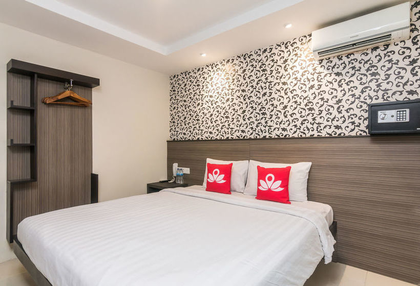 호텔 Zen Rooms Basic Kuta Central Park 2