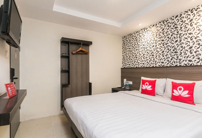 Отель Zen Rooms Basic Kuta Central Park 2