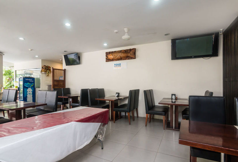 Отель Zen Rooms Basic Kuta Central Park 2