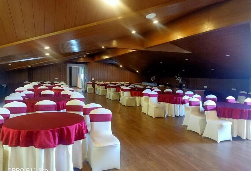 Indraprastha Spa Resort