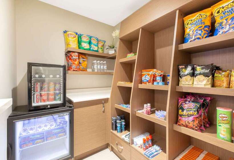 Microtel Inn & Suites By Wyndham Fort Mcmurray