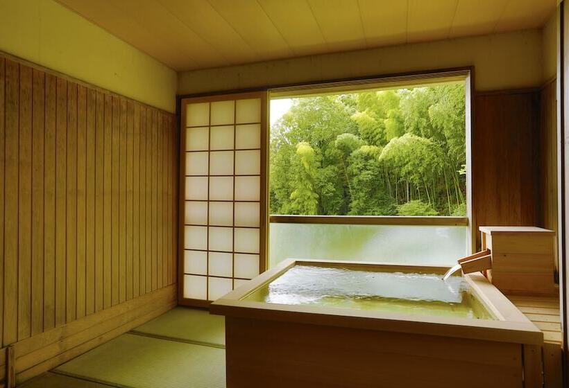 료칸 Rakuzan Yasuda