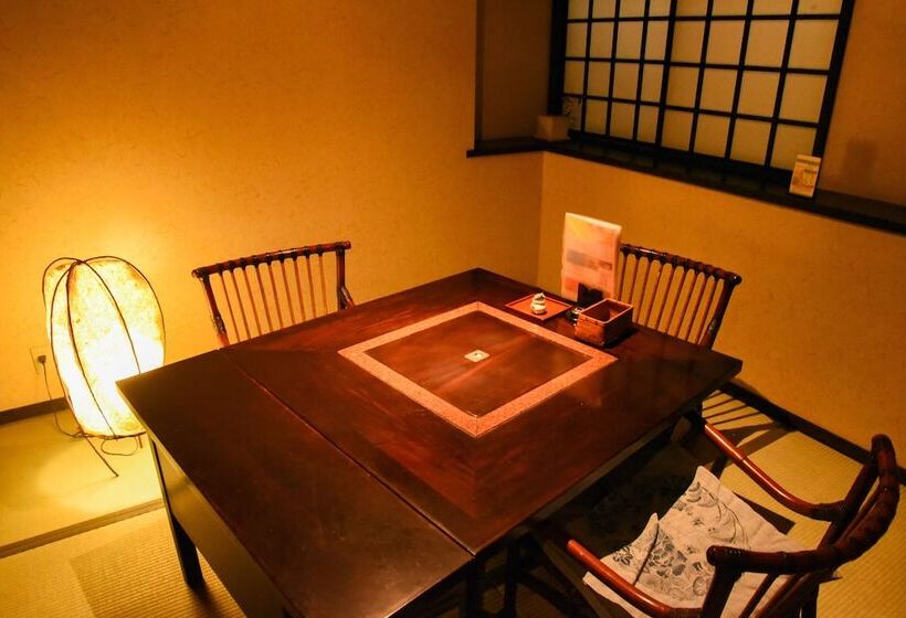 旅館 Rakuzan Yasuda