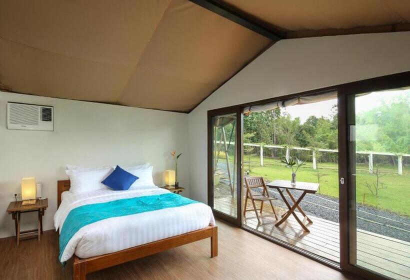 Solina Beach & Nature Resort