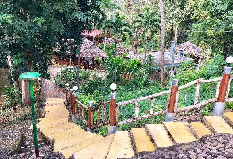 The Creek Garden Resort Huainamrin