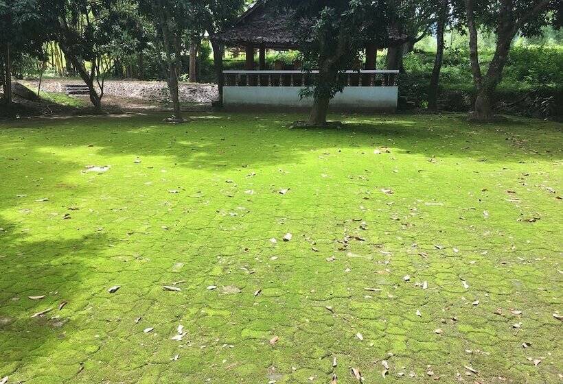 The Creek Garden Resort Huainamrin