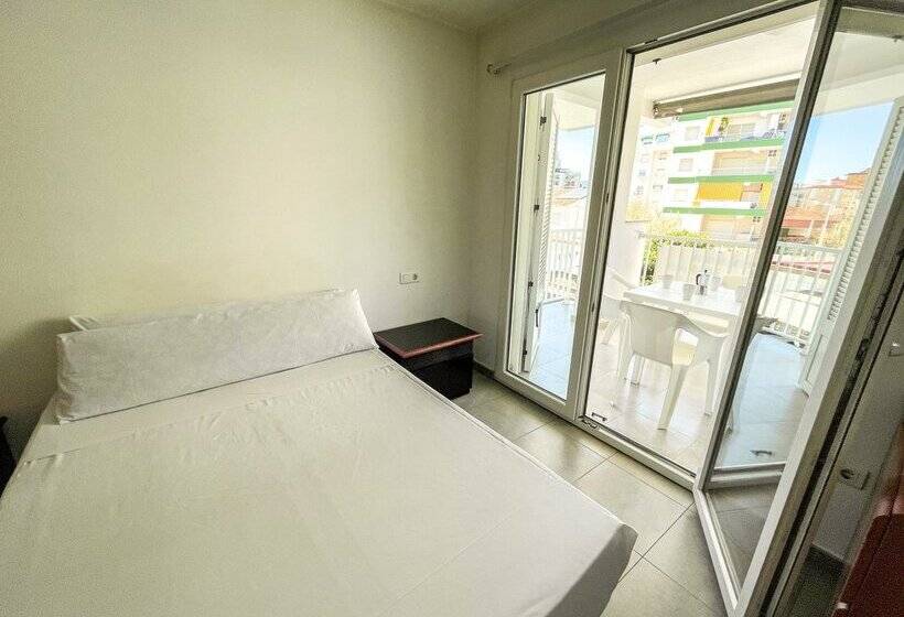 Apartamentos Gandia Familiar 3000