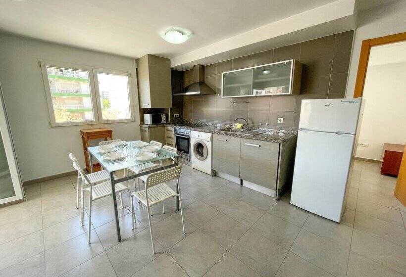 Apartamentos Gandia Familiar 3000