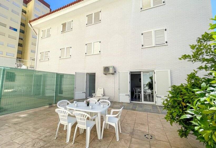 Apartamentos Gandia Familiar 3000