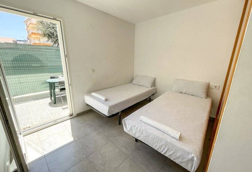 Apartamentos Gandia Familiar 3000