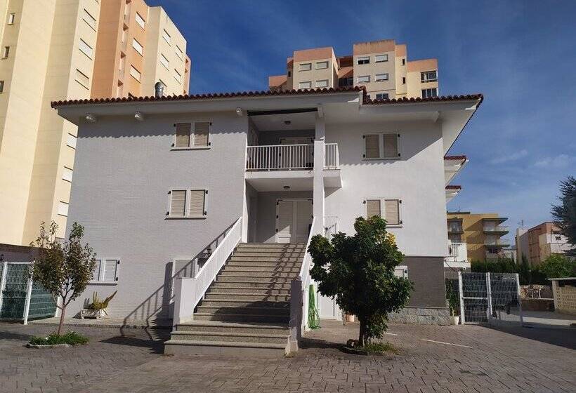 Apartamentos Gandia Familiar 3000