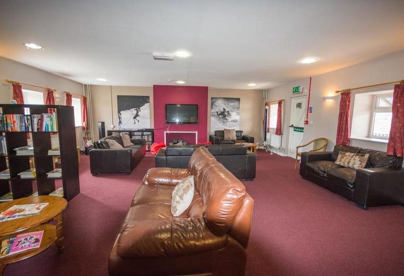 Общежитие Dare Valley Country Park Accommodation