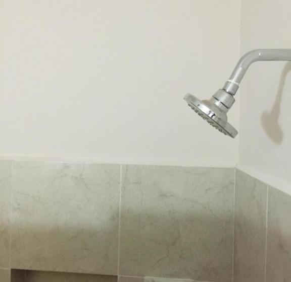 הוסטל Hostal Kin Beh