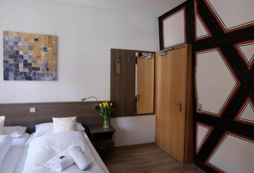 Bed and Breakfast Gastehaus Zur Sonne
