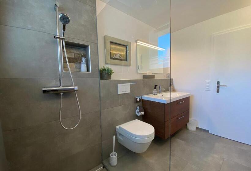 Bed and Breakfast Lakelodge Romanshorn