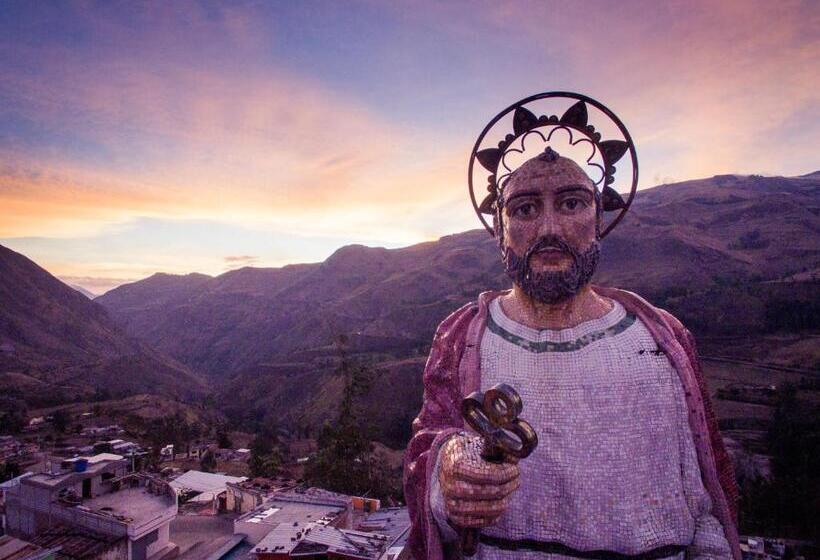 Community Hostel Alausi