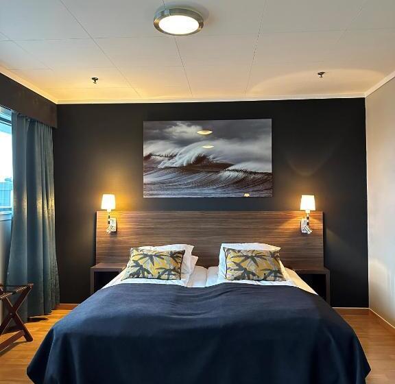 ågotnes Hotell & Motell