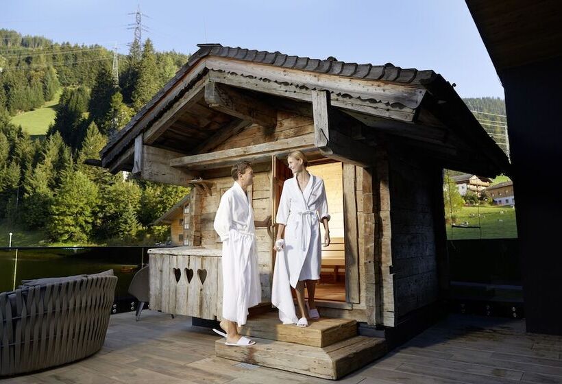 호텔 Almhof Family Und Wellness Resort