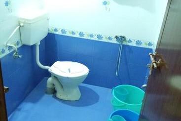 هتل Anandkrishna Residency
