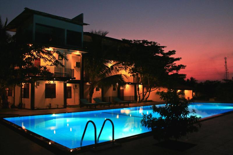 בית מלון כפרי Freedom Village