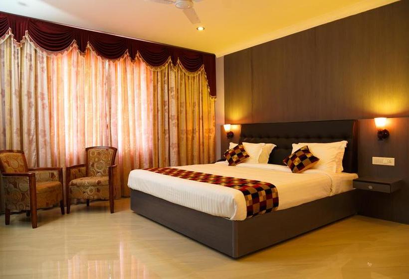 ホテル Gopalapuram International