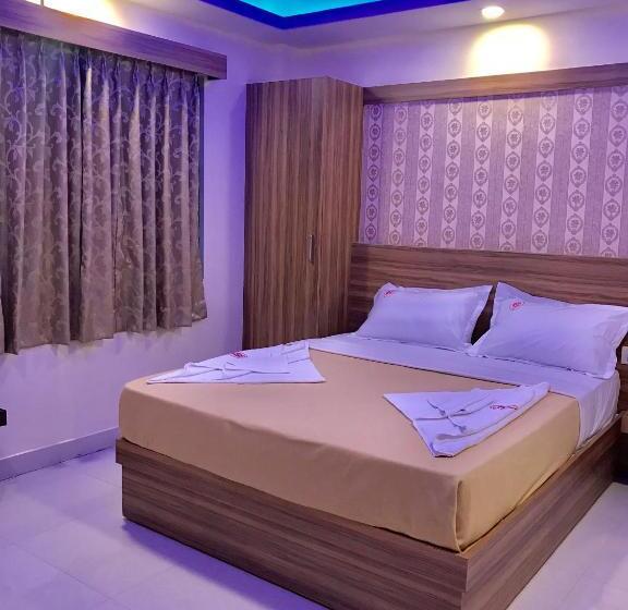 Отель Grand Suites