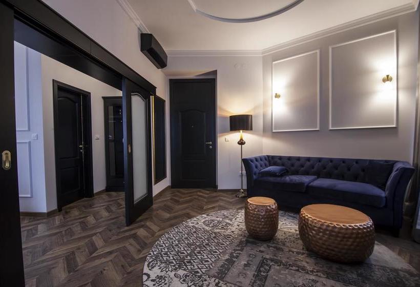 هتل Balkan Centar