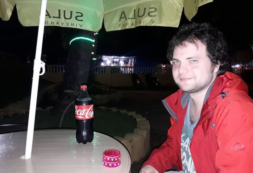 فندق La Vega Resort