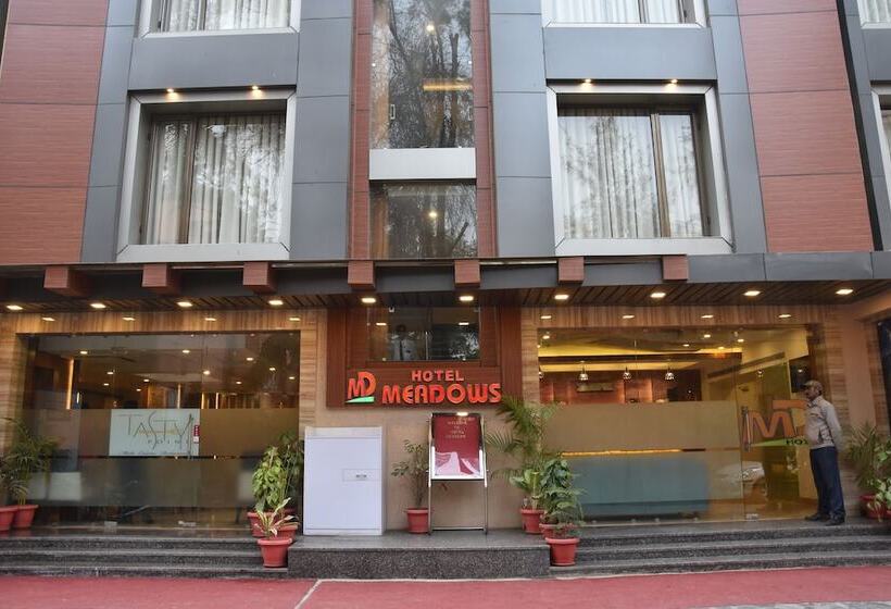 فندق Meadows