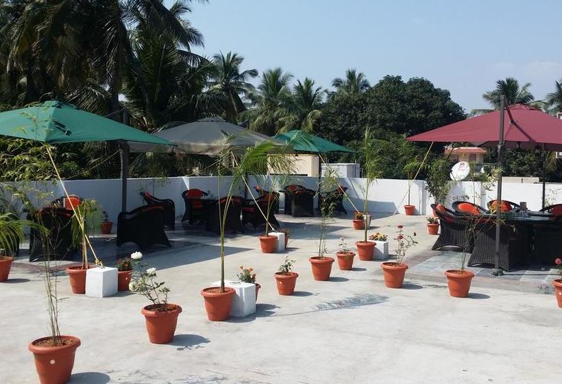 בית מלון כפרי Fab Nk Courtyard