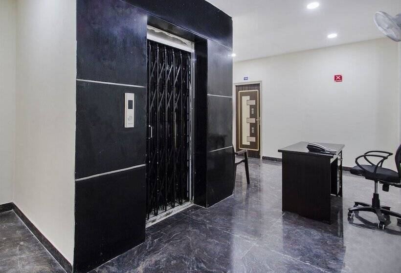 هتل Oyo 484 Secunderabad