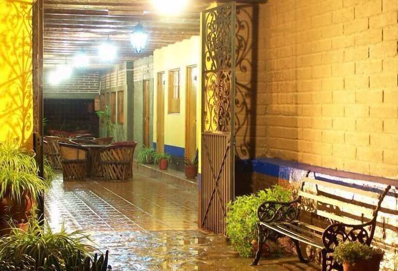 호텔 Posada La Loma