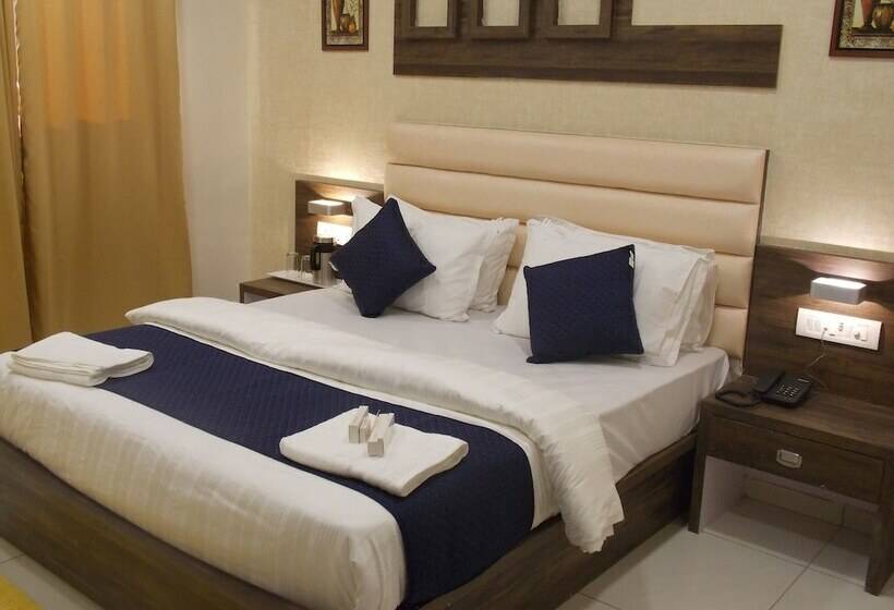 فندق Royal Palace