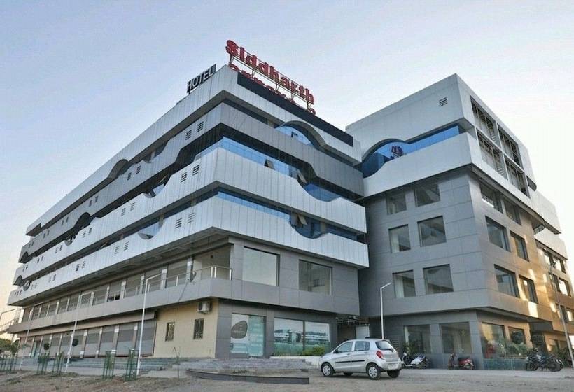 فندق Royal Palace