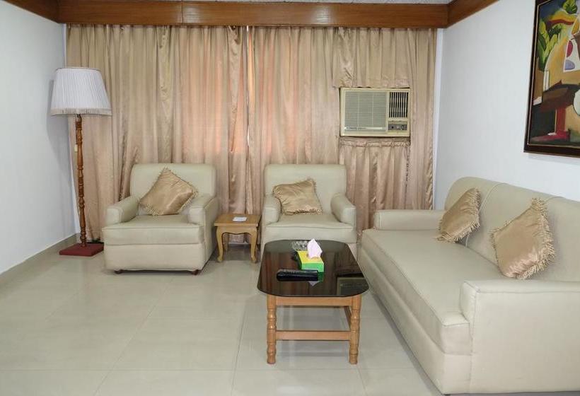 هتل Saint Martin Ltd