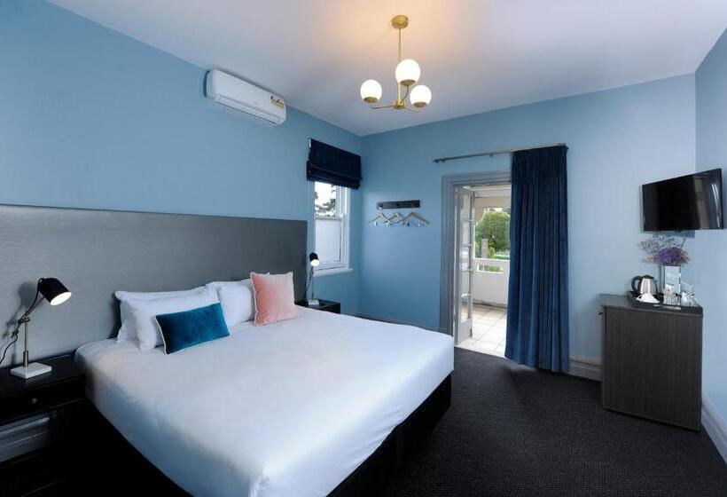 בית מלון כפרי The Stirling Arms