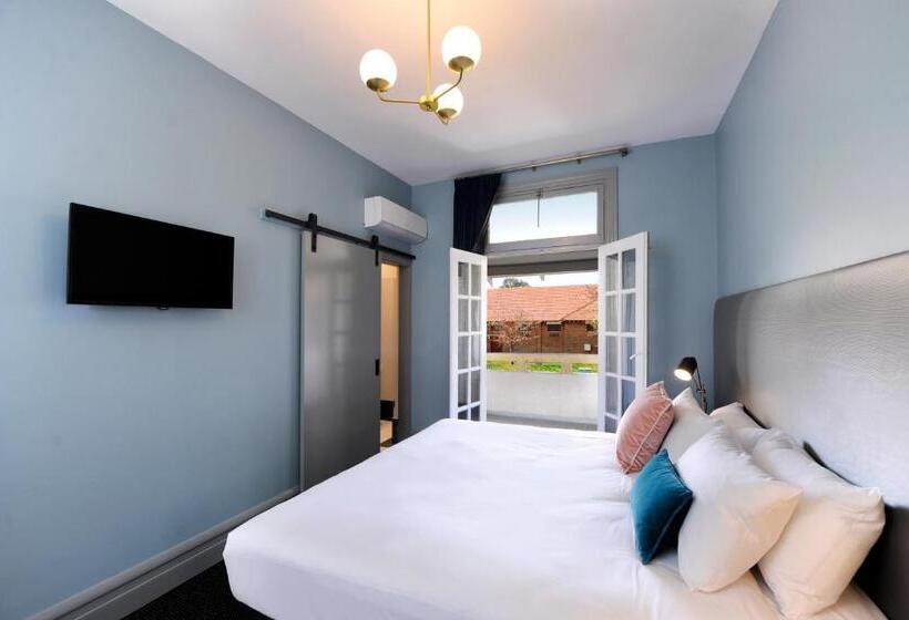 בית מלון כפרי The Stirling Arms