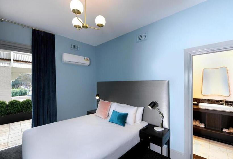 בית מלון כפרי The Stirling Arms