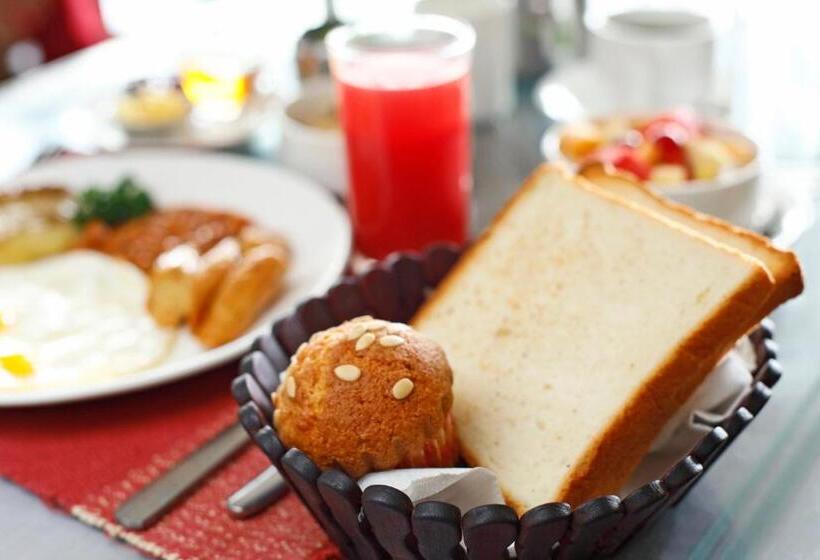 בית מלון כפרי United Business