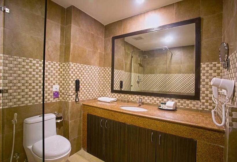 בית מלון כפרי United Business