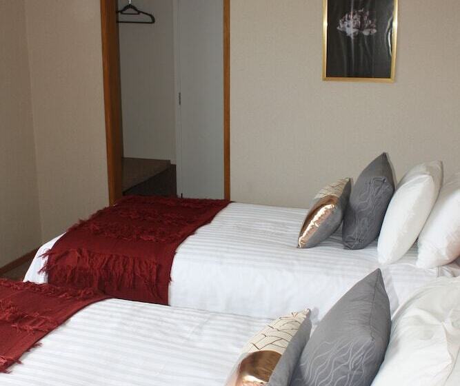 Jenny's Bed & Breakfast