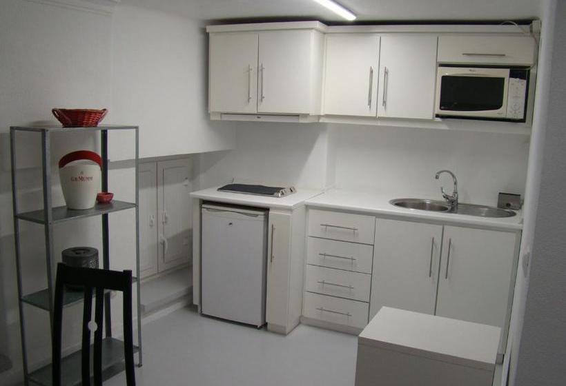 مُتل Santo Amaro 112b