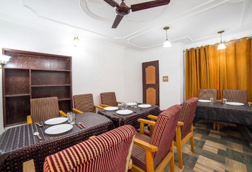 Oyo 5395 Maple Inn Resort