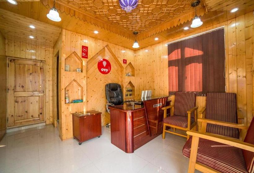 Oyo 5395 Maple Inn Resort