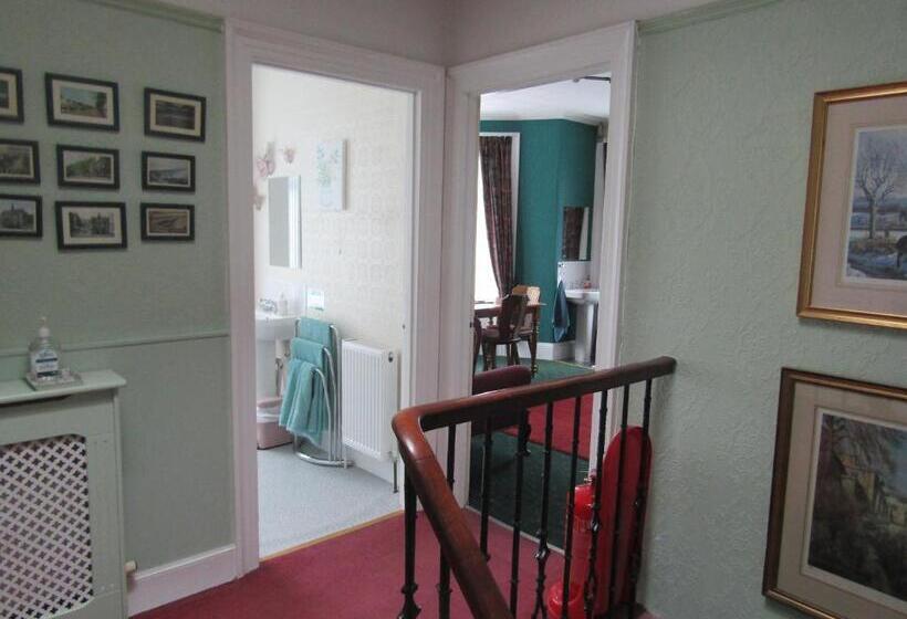 Bed and Breakfast Athollbank Guest House