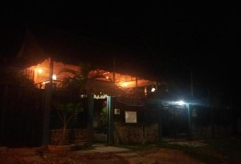 تختخواب و صبحانه Casa De Campo