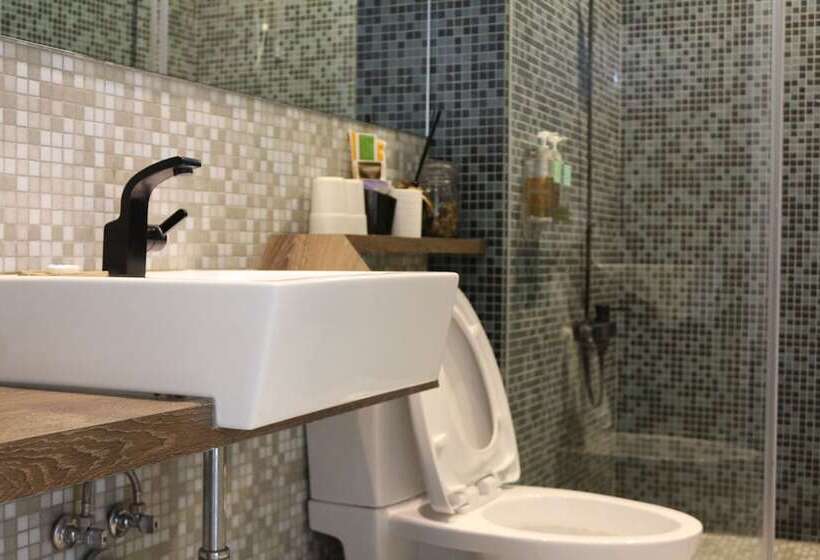 تختخواب و صبحانه Dou House