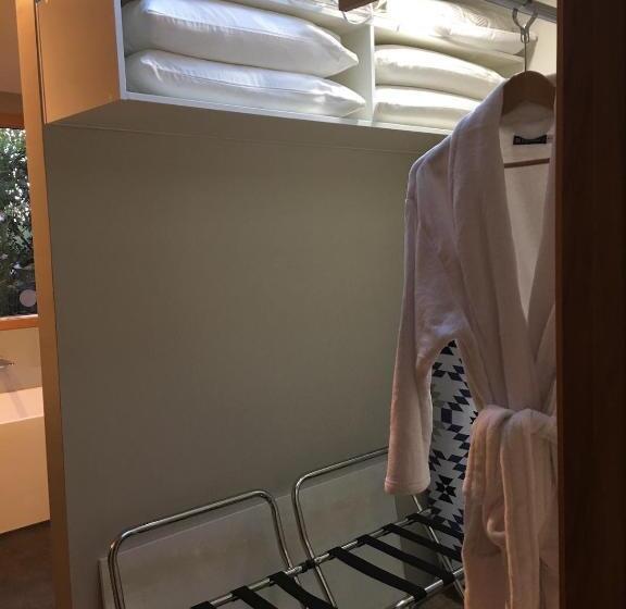 ベッドアンドブレックファースト On The River