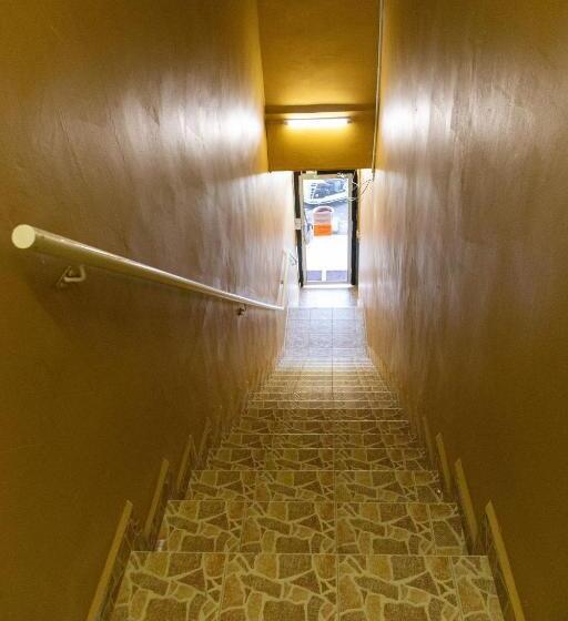 Мотель Familia Inn